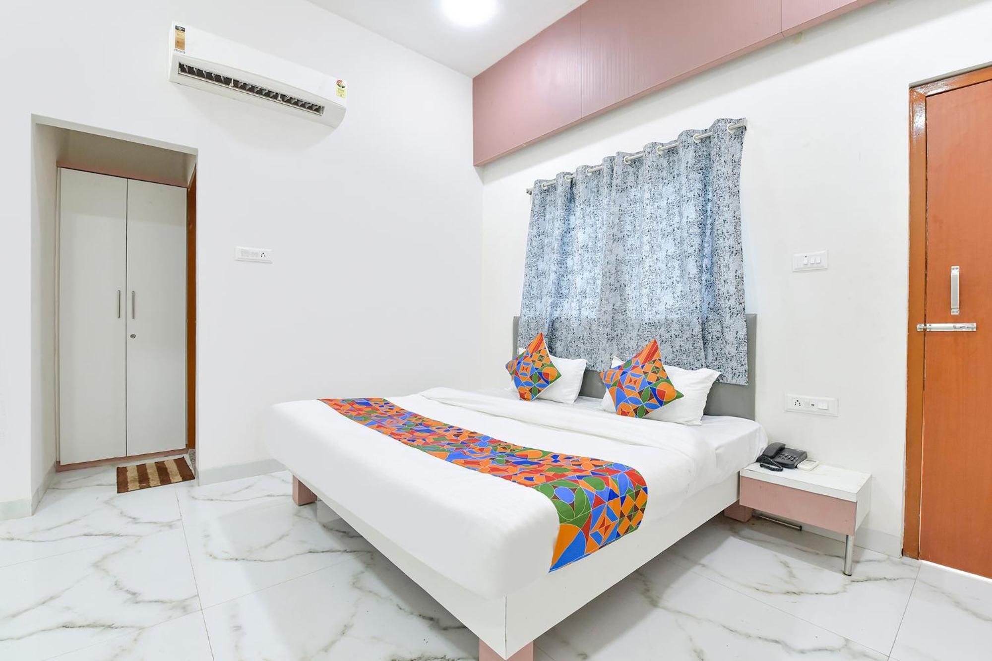 Fabhotel Grand Embassy Ιντόρ Εξωτερικό φωτογραφία
