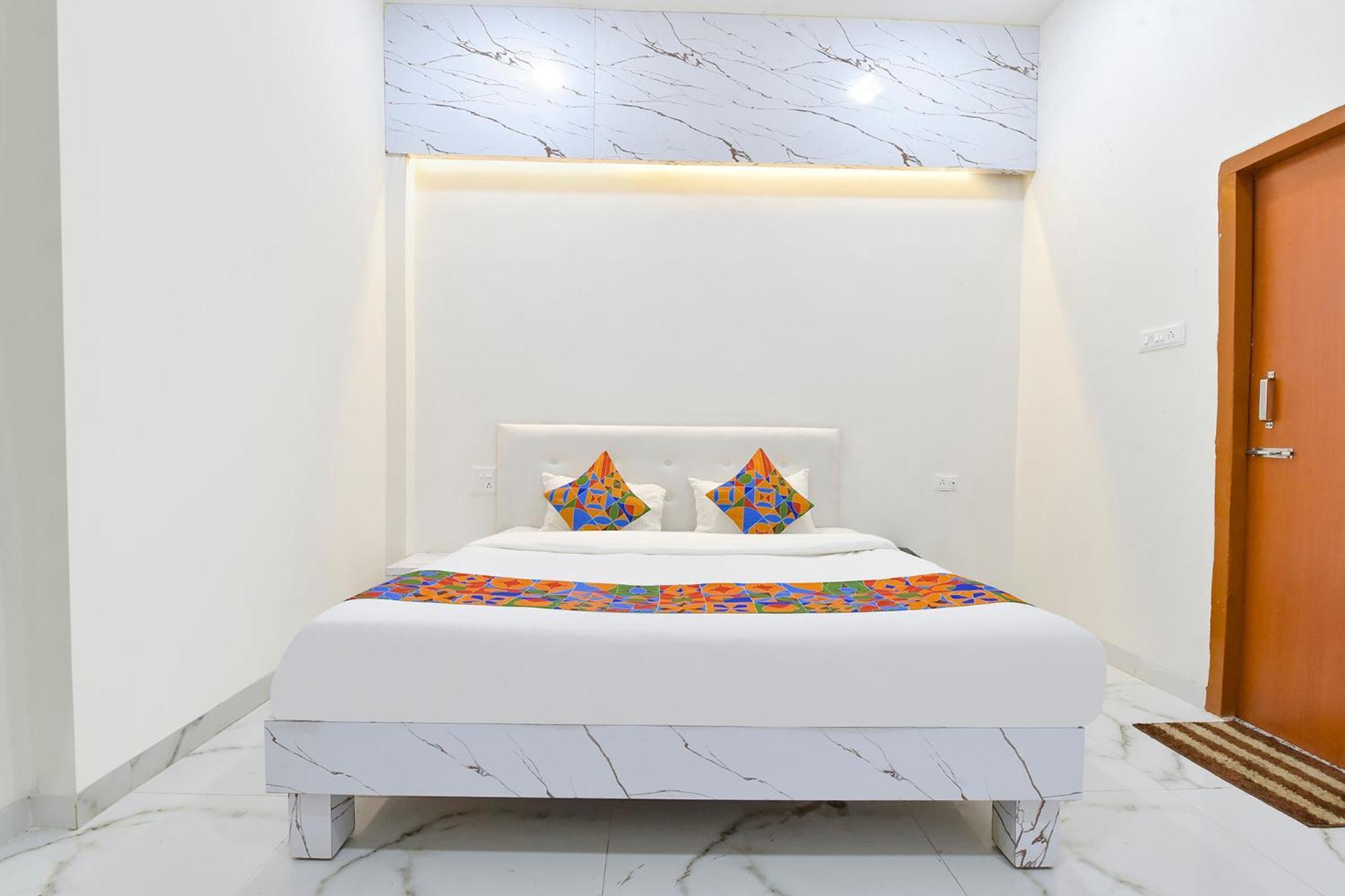 Fabhotel Grand Embassy Ιντόρ Εξωτερικό φωτογραφία